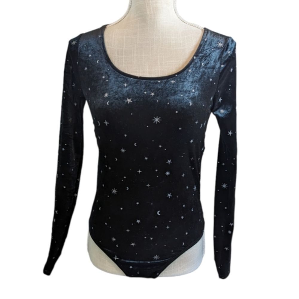Wild Fable body top extra small women's long sleeve black with moon and‎ stars